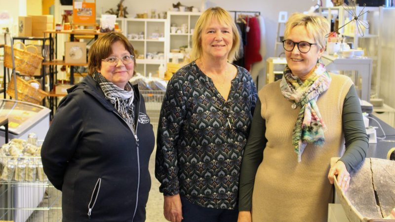 Agneta Lundström, Eva Lindgren, Anna Sténs i Saluhallen Vännäs