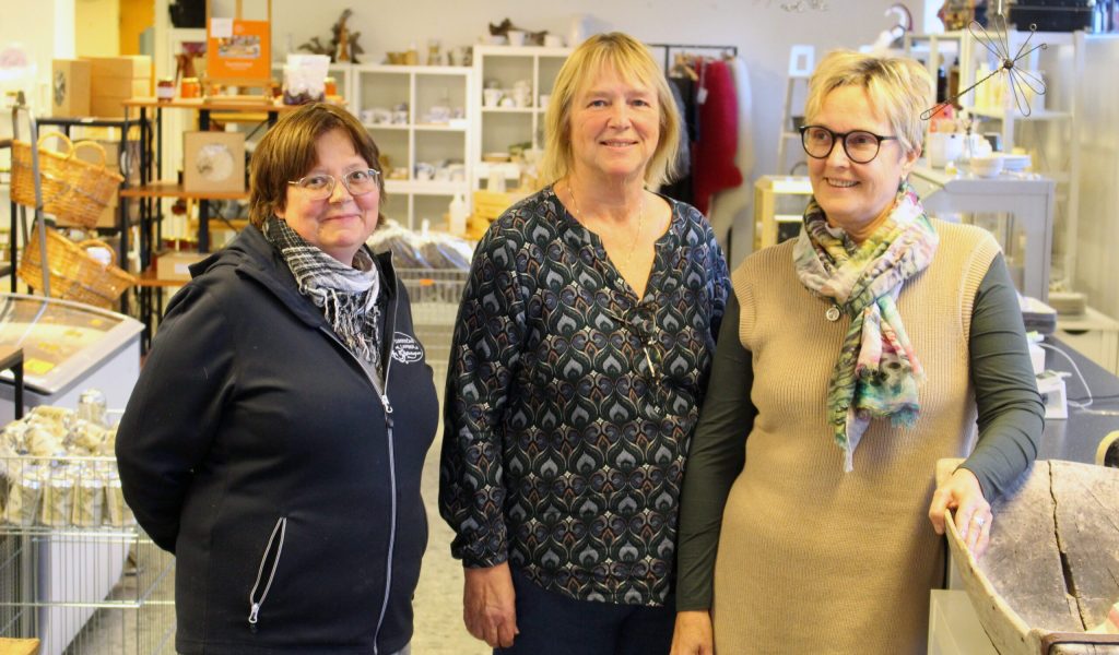 Agneta Lundström, Eva Lindgren, Anna Sténs i Saluhallen Vännäs